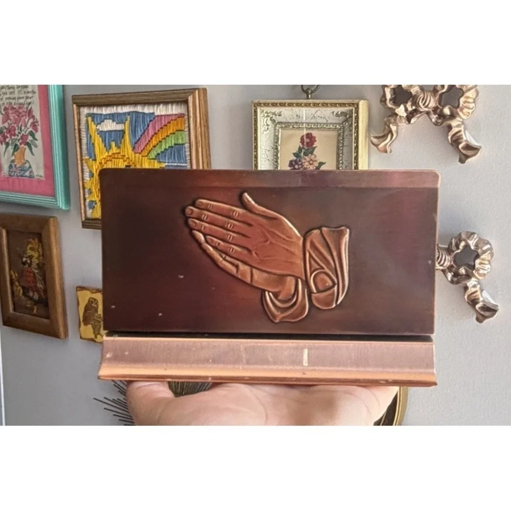 Vtg Coppercraft Guild Praying Hands Copper Napkin/Letter Holder 7